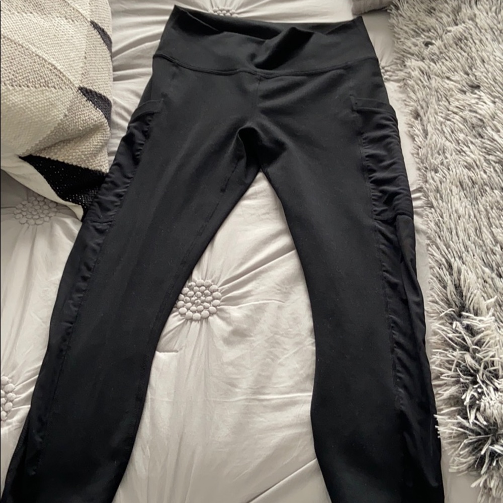 Mila high waisted pocket Capri Fabletics leggings